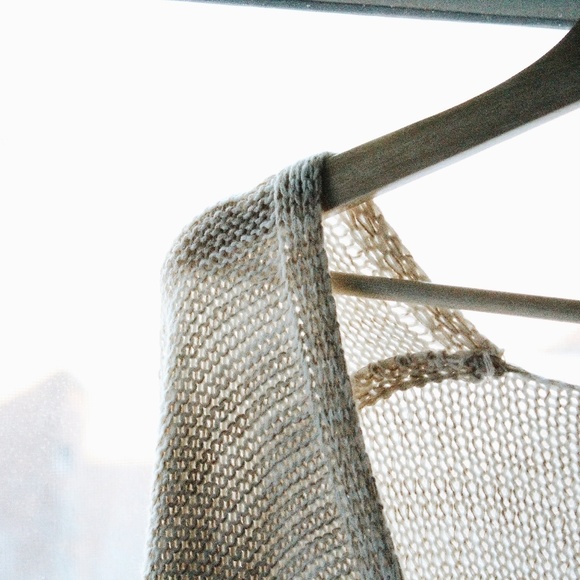 sweater - Picture 2 of 3